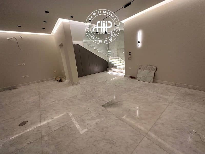 Pyramids View Townhouse Fully Finished For Sale In The Crown 215M - Ansicht 3
