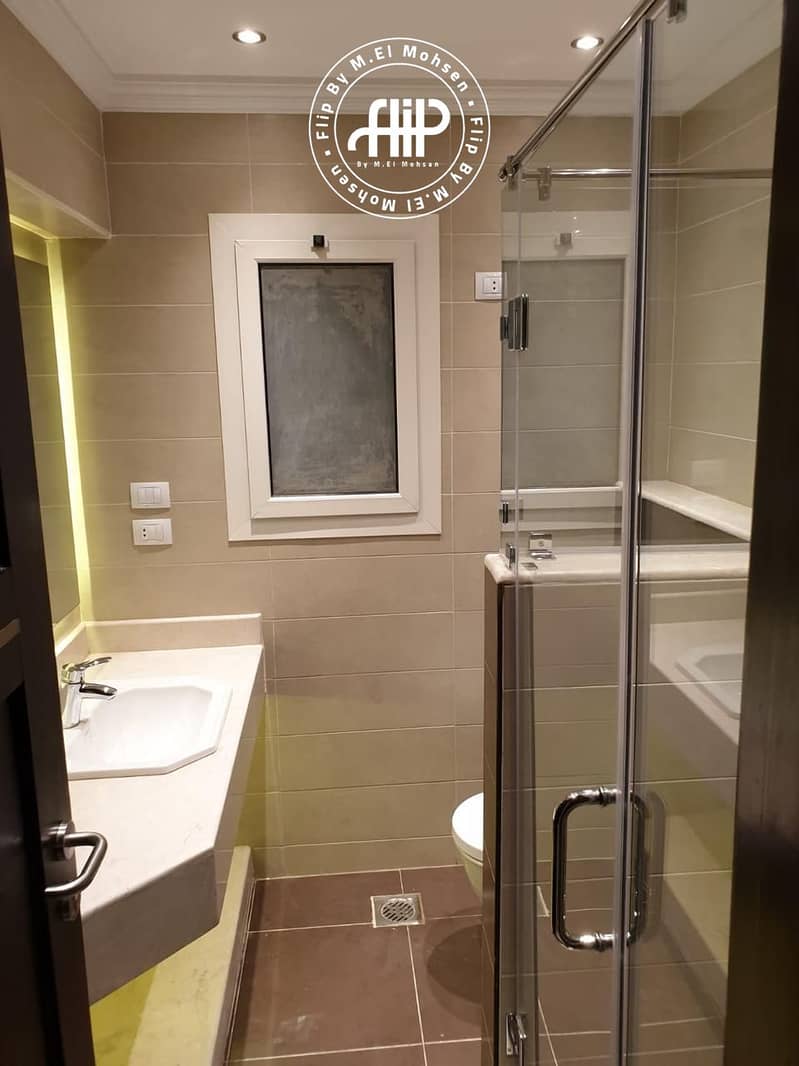 Very Prime Location Villa For Sale In Giza Plateau – pohled 2