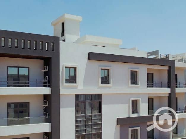 RTM – fully finished apartment with a private garden for sale in Namya West Compound, next to ZED Towers in Sheikh Zayed City and close to Al Rabwa – pohled 4
