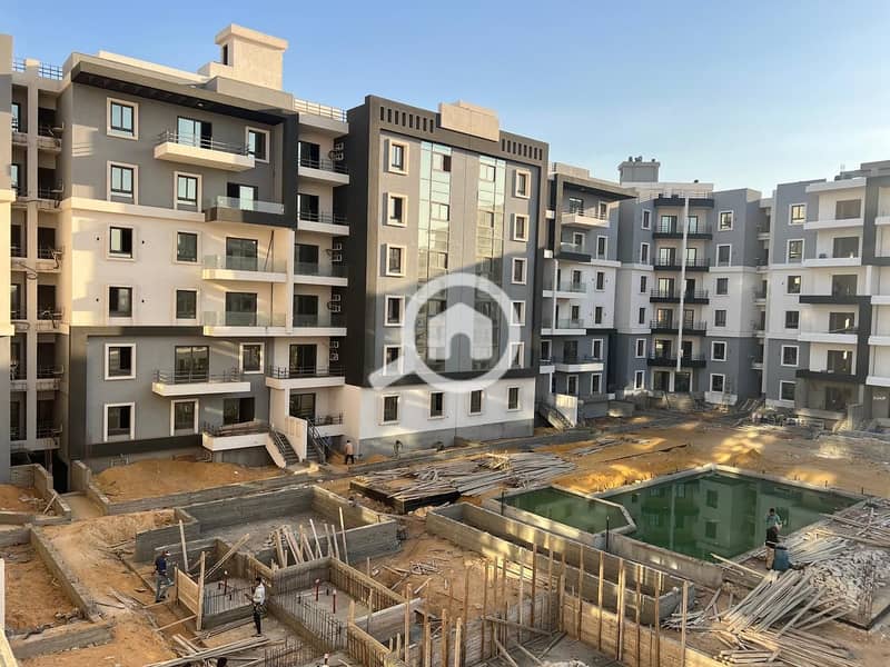 RTM – fully finished apartment with a private garden for sale in Namya West Compound, next to ZED Towers in Sheikh Zayed City and close to Al Rabwa – pohled 5