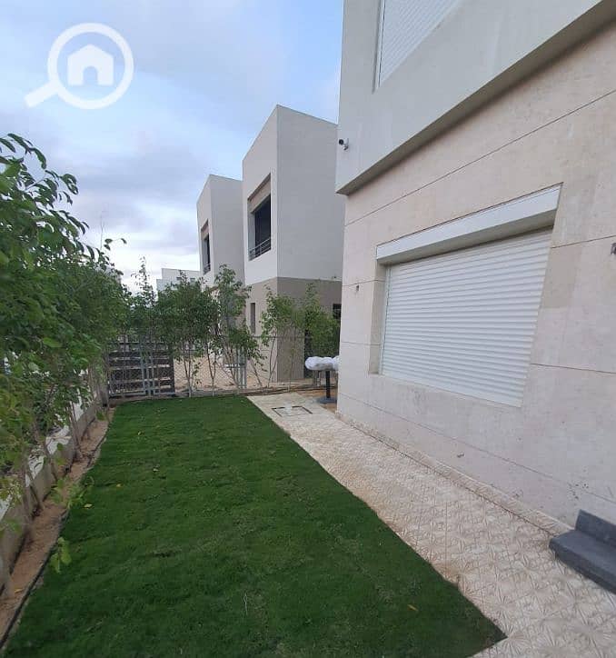 4 {46787982-8ABE-4EBD-8F65-34D8CA042295}. png