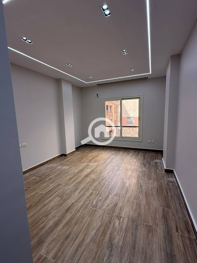 Apartment for rent in Al Mostashareen North Compound, first occupancy, located behind Future University and on Tahrir Axis, opposite Maxim Mall Compou – pohled 3