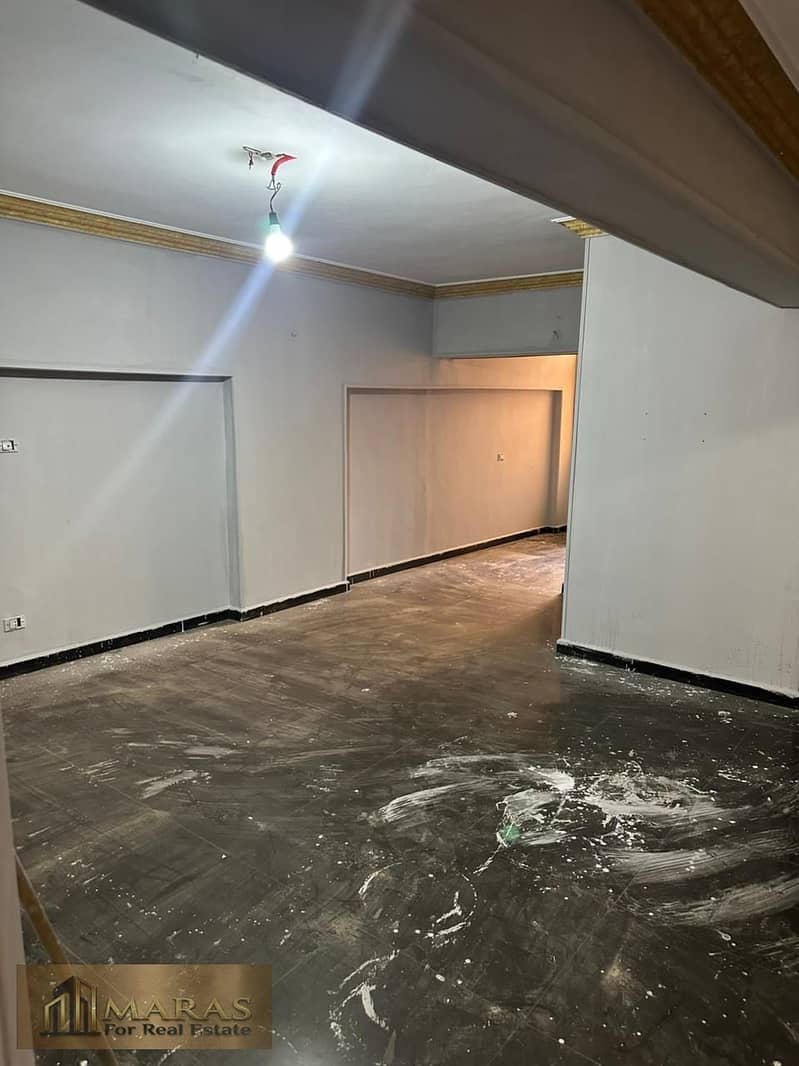 112 sqm Apartment for Sale in Al Forsan Compound, 2 Bedrooms, 1 Bathroom, Super Lux Finish, Garden View, 11th Floor, Elevator Access, Spacious. – pohled 2