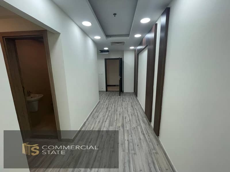 Finished Office at Trivium Square for Rent -New Cairo - Widok 5