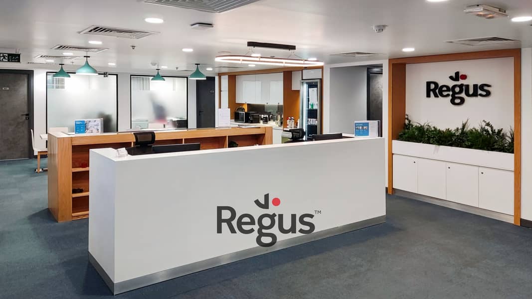 4 Regus_Paramount Sheraton Heliopolis_Egypt_Centre 8008_Reception 1. jpg