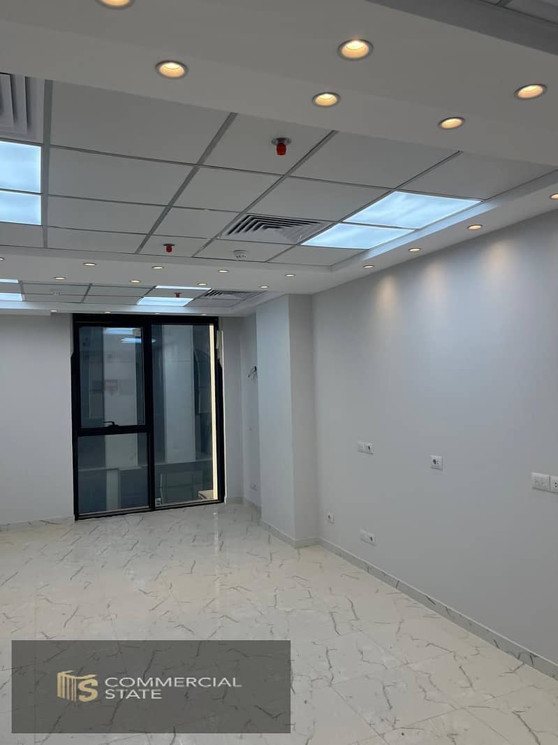 Finished Office at Hyde Park 61m for Rent -New Cairo - Widok 4