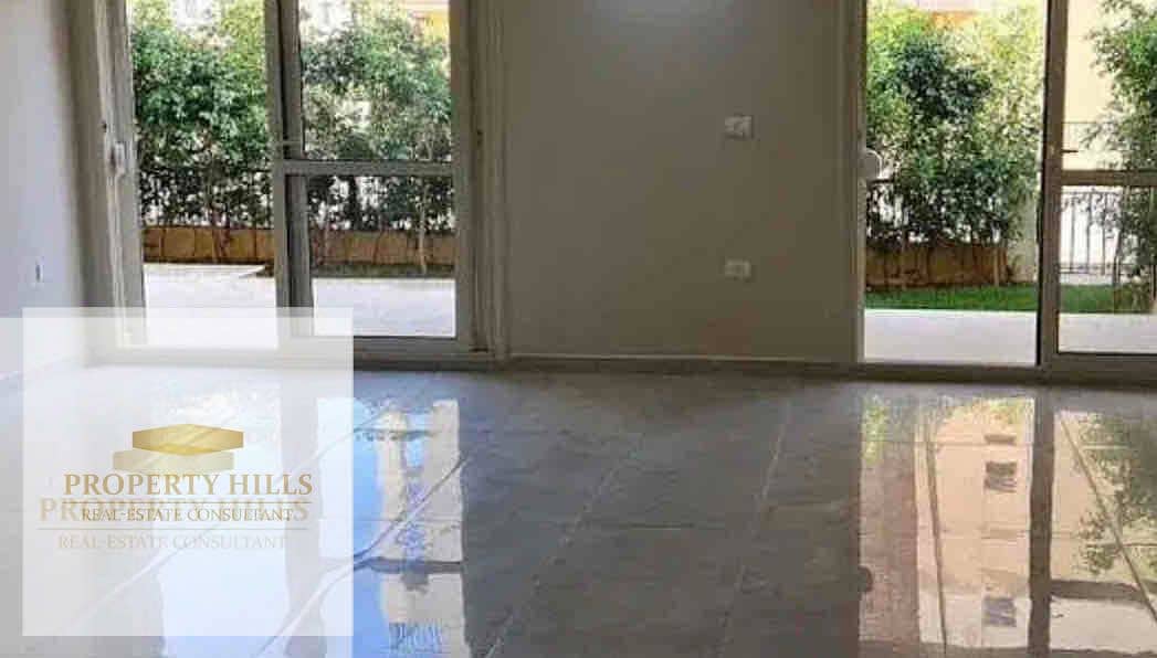 The lowest price for a standalone in the compound with a payment plan of 10 years in the Fifth Settlement next to the American University, Stone Park. - Więcej