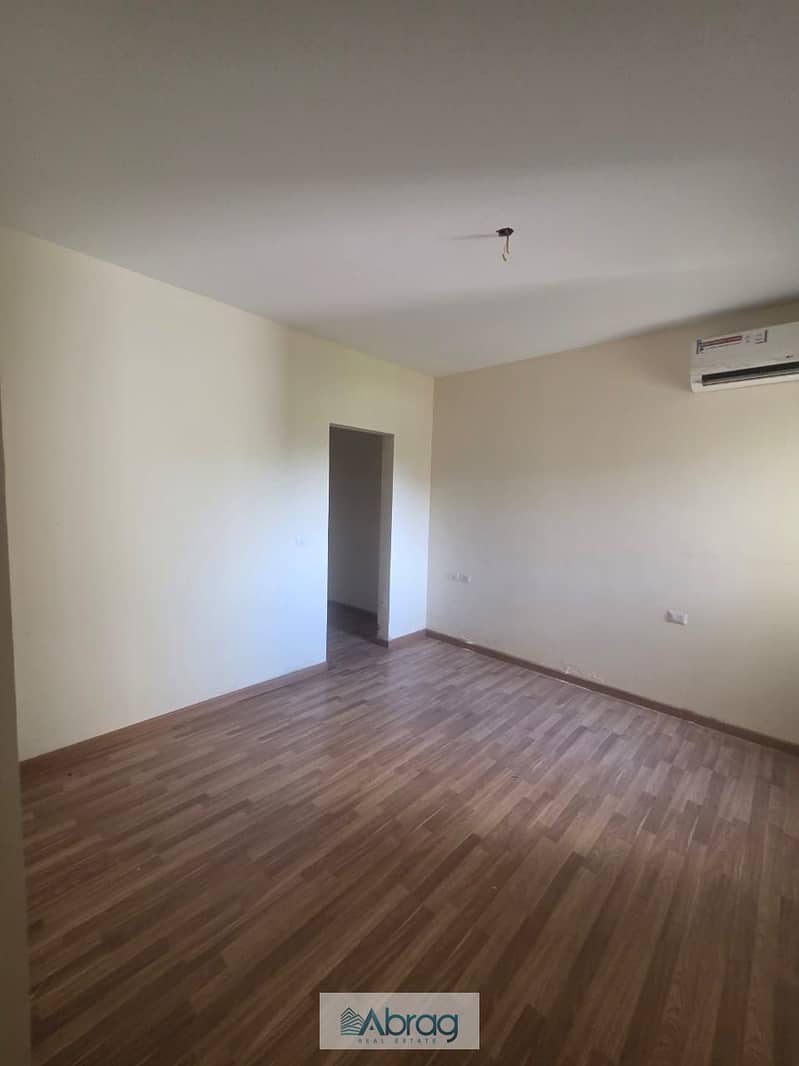 A 3-bedroom apartment furnished in The Address Sheikh Zayed with a pool view. - Widok 6