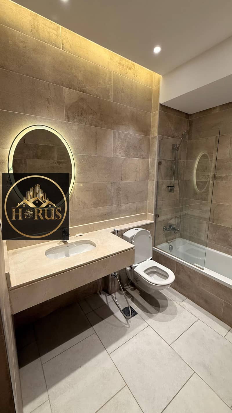 9 b969ec11-140d-463b-ac42-28da90d70d40. jpg