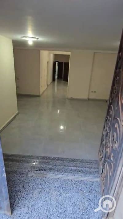 مستودع  للايجار في 6 أكتوبر، الجيزة - مخزن للايجار في غرب سوميد شارع سمارت ڤيجن 270م