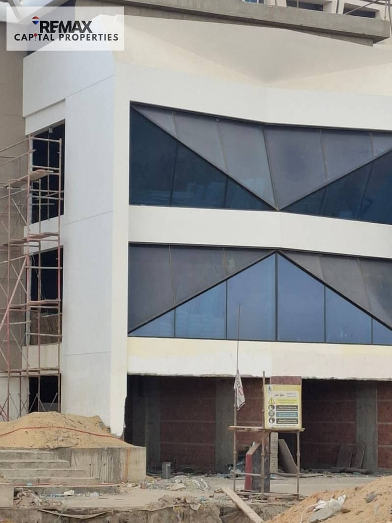 Ready for delivery commercial shop 110m, second floor, corner in the New Administrative Capital - Ansicht 5
