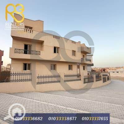 11 Bedroom Villa for Sale in 6th of October, Giza - 2. png