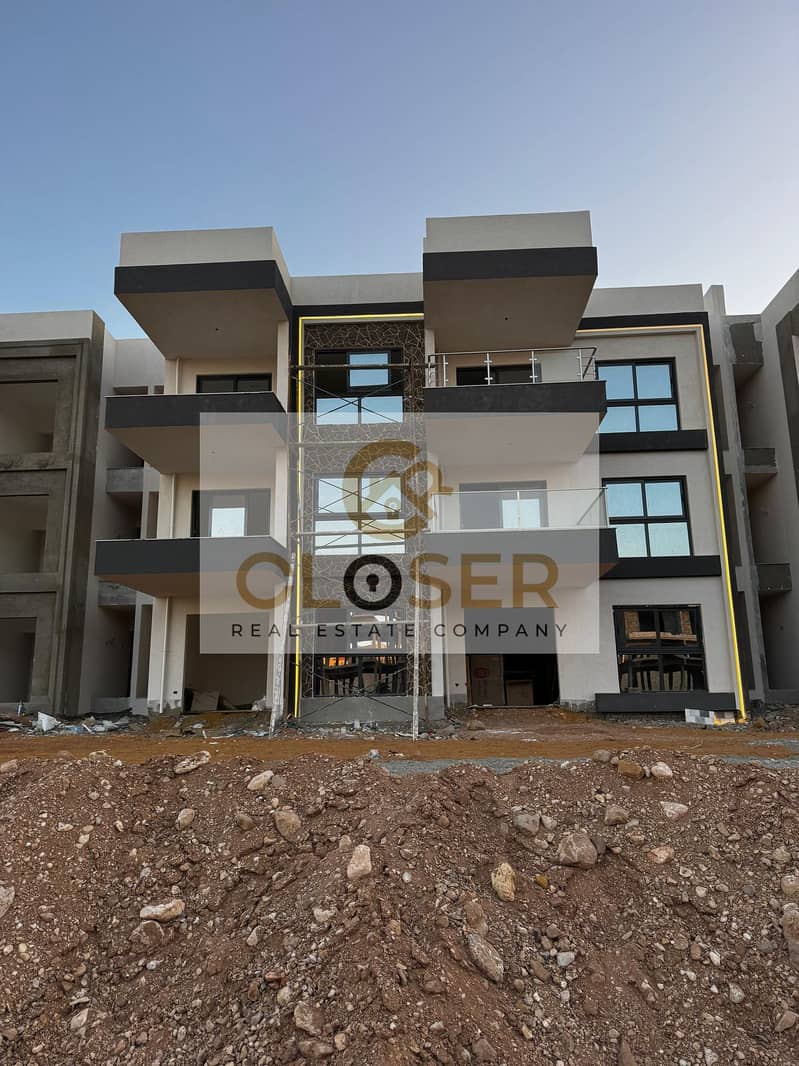 Chalet for sale, super deluxe finishing in G Bay, Ain Sokhna (ready for immediate occupancy), one of the most beautiful resorts in Ain Sokhna. – pohled 2