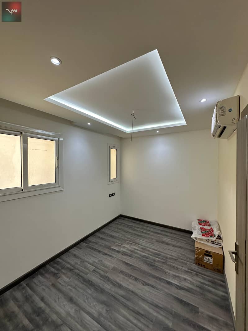 4 4449b712-2a7c-4eac-b572-75a89ad90953. jpeg