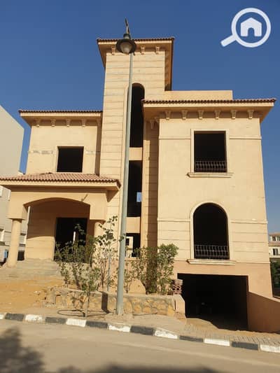 فیلا 5 غرف نوم للبيع في القاهرة الجديدة، القاهرة - WhatsApp Image 2026-02-18 at 1.54. 04 PM (2). jpeg