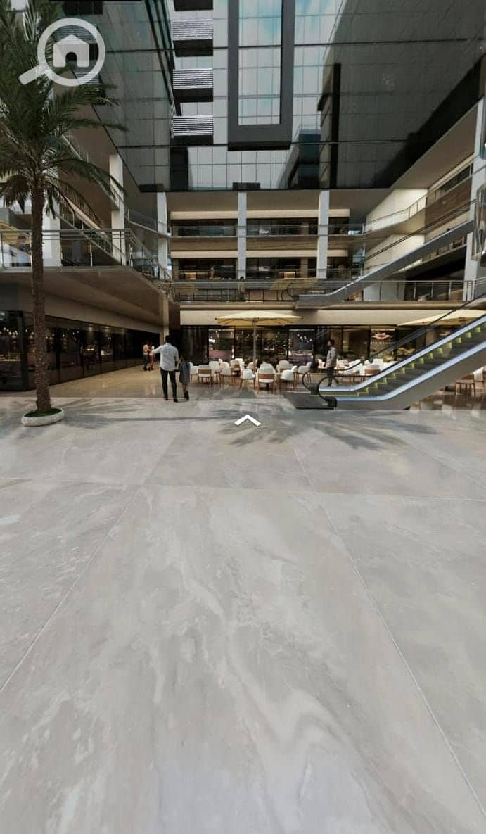 With a 5% down payment and an installment period of up to 14 years, a fully finished medical clinic for sale with an area of 36 meters, in the Segment 4 mall at a prime location next to the elevator and stairs. - Widok 6