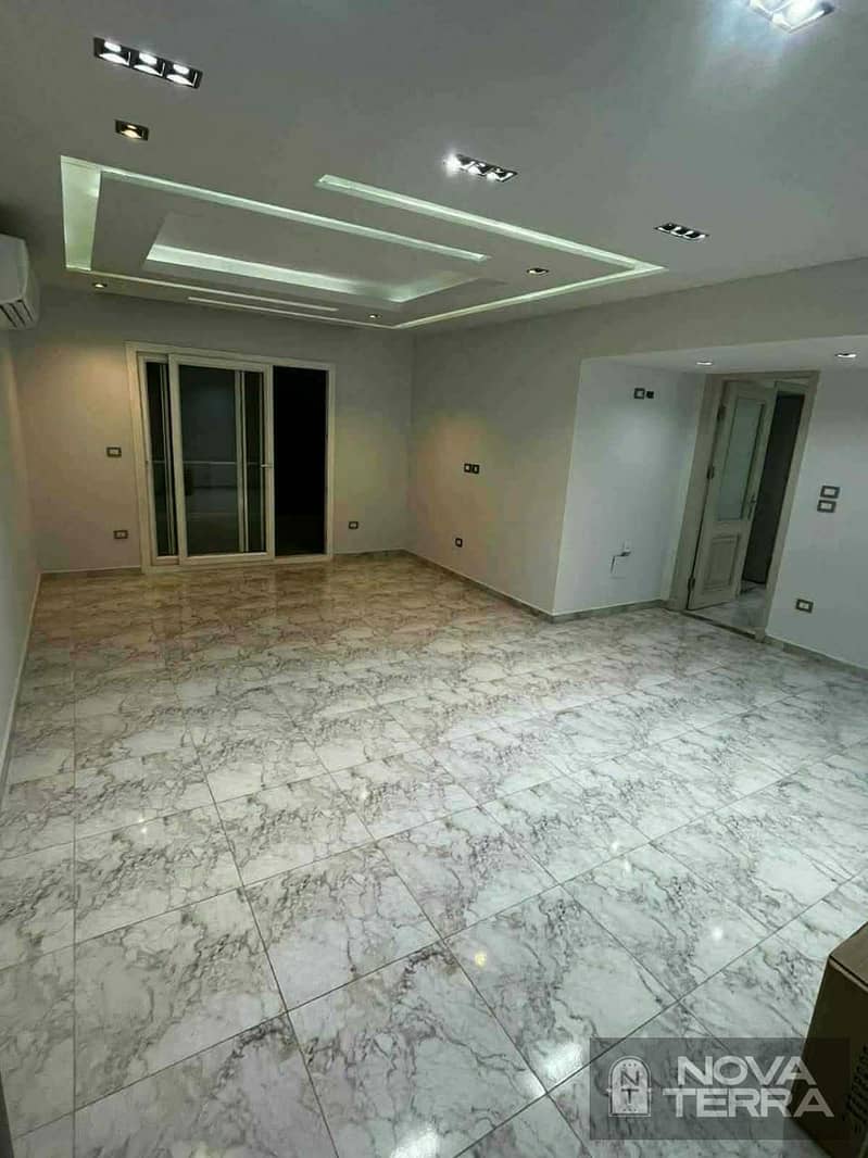 Apartment for rent in Sheikh Zayed Continental Gardens Compound, ground floor, very excellent price. – pohled 6