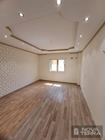 فلیٹ 4 غرف نوم للبيع في الشيخ زايد، الجيزة - 1750774189976-IMG-20250619-WA0200. jpg