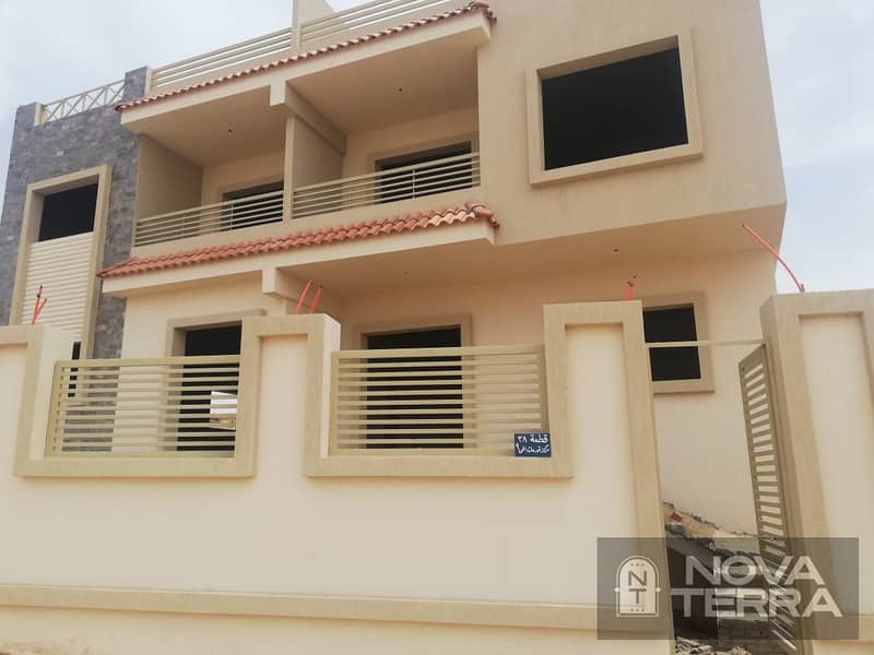 Twin House for Sale – 9th District,Sheikh Zayed-Near 26th of July Axis and Alexandria Desert Road, Hyper One, Mall of Arabia – pohled 4