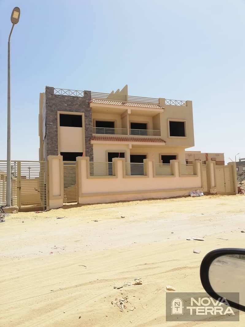 Twin House for Sale – 9th District,Sheikh Zayed-Near 26th of July Axis and Alexandria Desert Road, Hyper One, Mall of Arabia – pohled 5