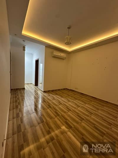 شقة 4 غرف نوم للبيع في 6 اكتوبر، الجيزة - IMG-20251108-WA0017. jpg