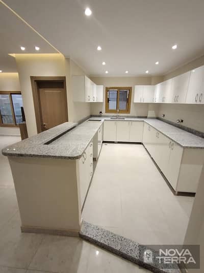 شقة 3 غرف نوم للبيع في الشيخ زايد، الجيزة - IMG-20251026-WA0056. jpg