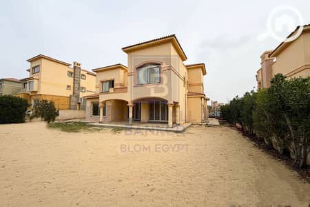 فیلا 5 غرف نوم للبيع في عجمي، الإسكندرية - 8-2. jpg