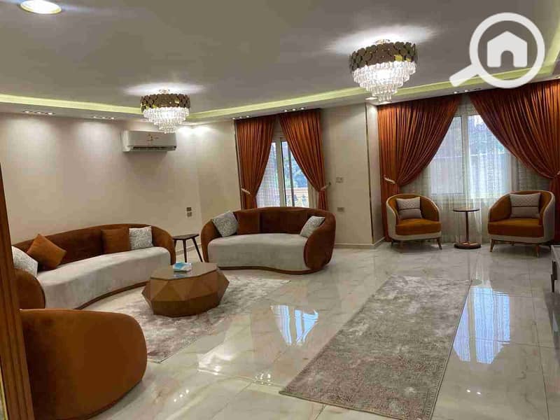 Furnished apartment for rent, 3 rooms, 3 bathrooms in a prime location in Dokki on Mo'sadek Street, area of 180 meters, 3 rooms, 3 bathrooms, large kitchen, next to all services: hospitals, cafes, restaurants, schools, and universities. We have more than one furnished apartment fully furnished and unfurnished for rent in Dokki and Mohandeseen. – pohled 6
