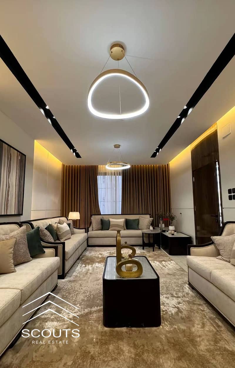 S Villa 239m 5 bedrooms, for sale in installments over 12 years in the Sarai Compound phases, directly on the Suez Road, next to Madinaty - Widok 4