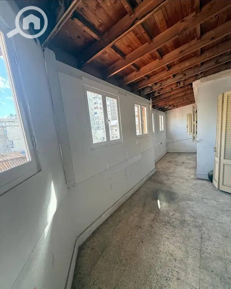 Unit for sale in Sporting, all rooms with an open view of Port Said Street - Widok 2