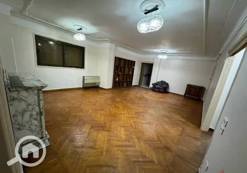 Unit for sale in Sporting, all rooms with an open view of Port Said Street - Widok 3