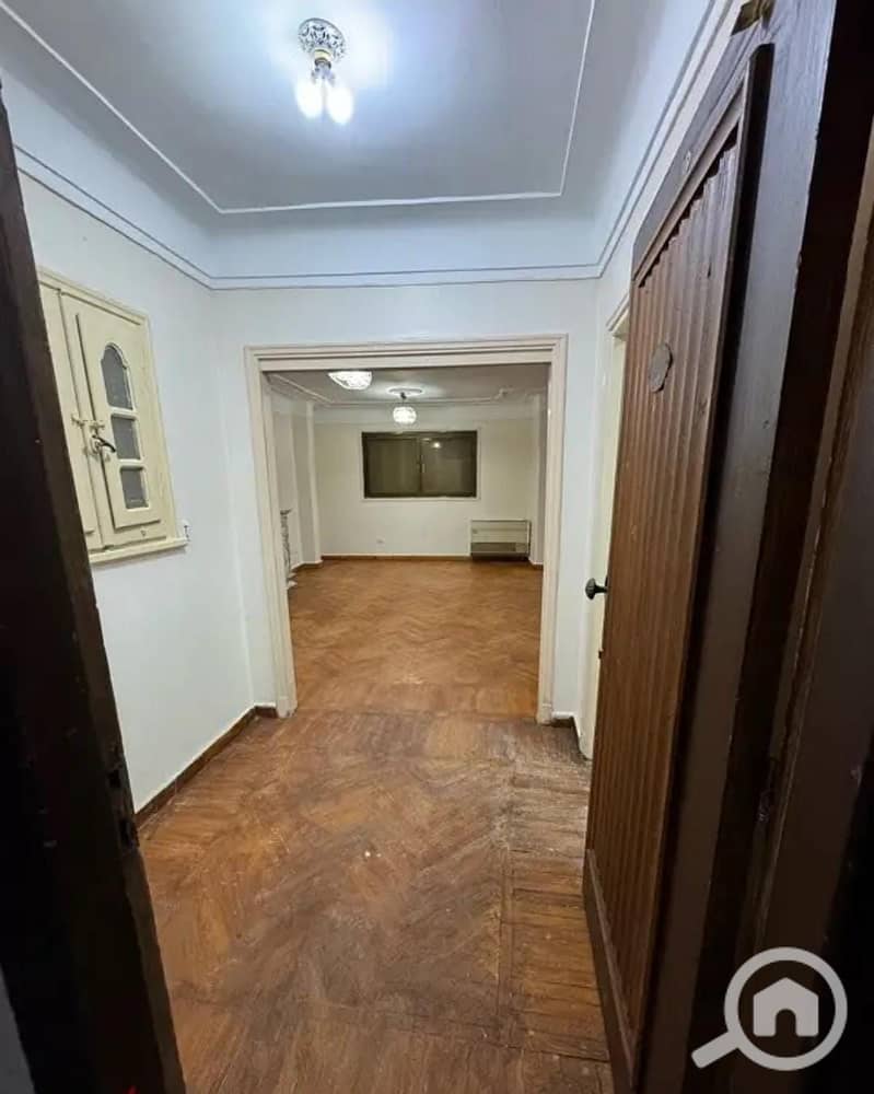Unit for sale in Sporting, all rooms with an open view of Port Said Street - Widok 4
