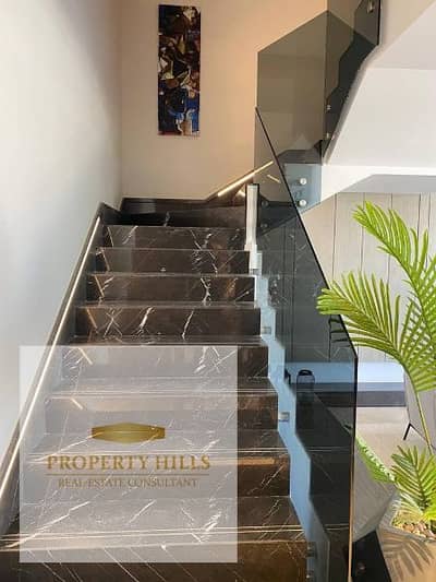 تاون هاوس 5 غرف نوم للبيع في العاصمة الإدارية الجديدة، القاهرة - فيلا بجاردن254م²+ جاردن 43م² بمقدم 5% وهتقسط الباقي ع 7سنين بالتسهيلات