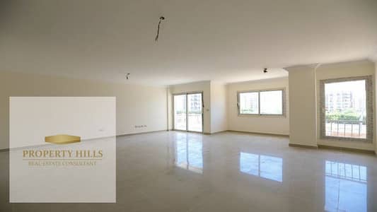 3 Bedroom Townhouse for Sale in Mostakbal City, Cairo - فيلا متشطبه بالكامل 3ادوار بجوار مدينتي بالتقسيط او كاش 3 Bedroom Townhouse for Sale in Mostakbal City, Cairo - فيلا متشطبه بالكامل 3ادوار بجوار مدينتي بالتقسيط او كاش