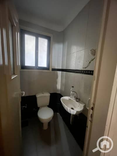 2 Bedroom Flat for Sale in Tanta, Gharbia - WhatsApp Image 2025-12-01 at 9.58. 47 PM (4). jpeg 2 Bedroom Flat for Sale in Tanta, Gharbia - WhatsApp Image 2025-12-01 at 9.58. 47 PM (4). jpeg