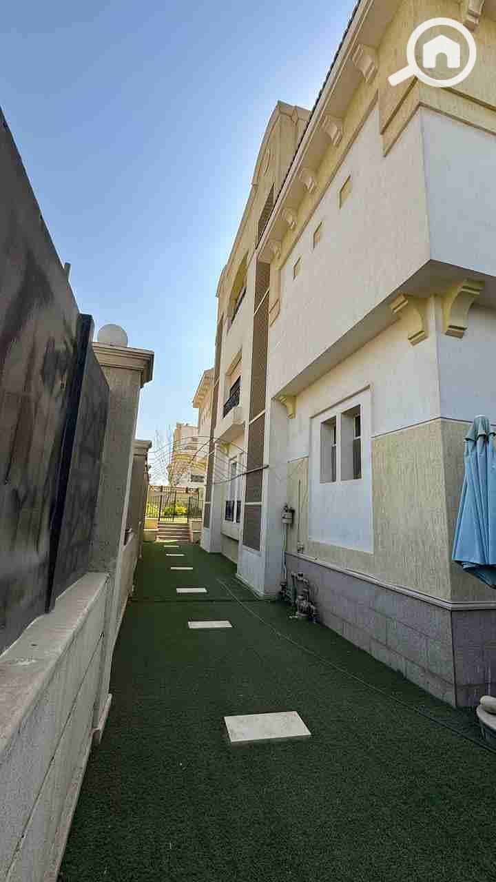 Twin house villa for sale in El-Diyar compound (Intelligence) in New Cairo in Al-Narges neighborhood on Al-Tas'een Street - Ansicht 5