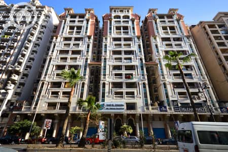 شقة 3 غرف نوم للايجار في سموحة، الإسكندرية - 49. jpg