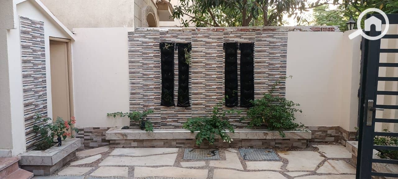 townhouse Corner for sale in Hadayek El Mohandesin Compound Sheikh Zayed prime location – pohled 6