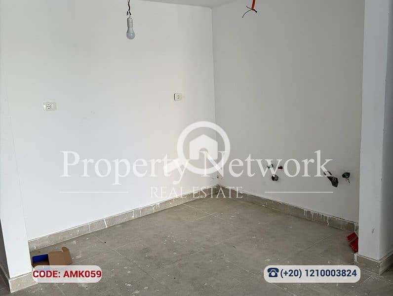 30 AMK059 (29). png