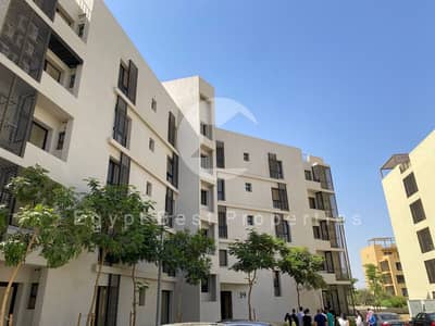 شقة 2 غرفة نوم للبيع في 6 أكتوبر، الجيزة - IMG-20240911-WA0137. jpg