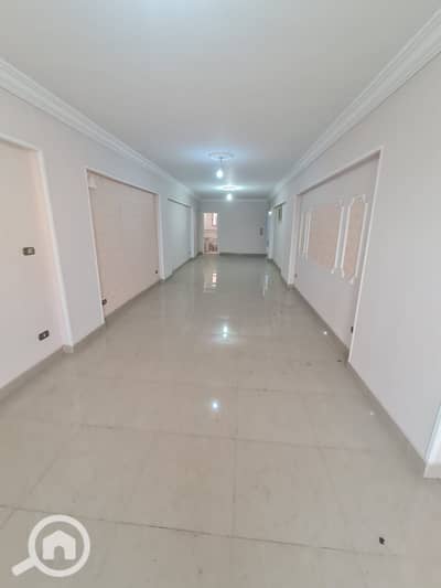 3 Bedroom Flat for Sale in Seyouf, Alexandria - WhatsApp Image 2026-02-14 at 4.52. 34 PM. jpeg 3 Bedroom Flat for Sale in Seyouf, Alexandria - WhatsApp Image 2026-02-14 at 4.52. 34 PM. jpeg