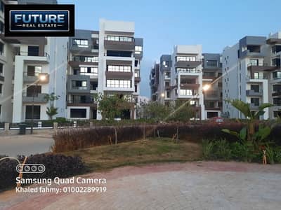 شقة 4 غرف نوم للبيع في حدائق اكتوبر، الجيزة - IMG-20251008-WA0001. jpg