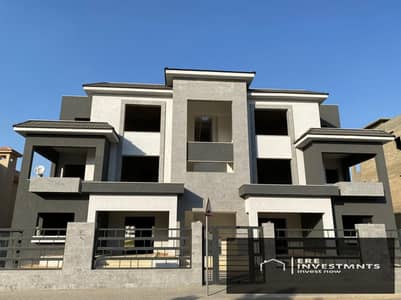 فیلا 10+ غرف نوم للبيع في القاهرة الجديدة، القاهرة - 0742ca4d-3902-477f-ba9b-aa4ca517bcc6. jpg فیلا 10+ غرف نوم للبيع في القاهرة الجديدة، القاهرة - 0742ca4d-3902-477f-ba9b-aa4ca517bcc6. jpg