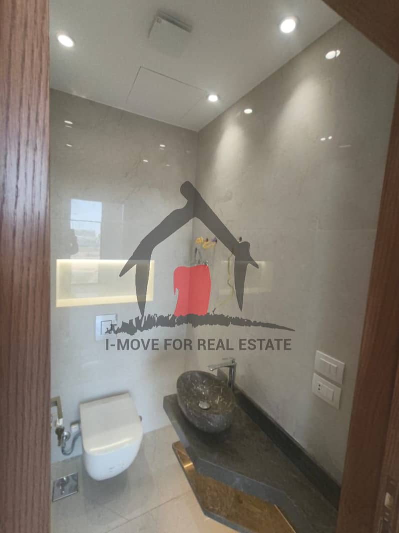 Office for Rent in O‑West Business District - Mehr