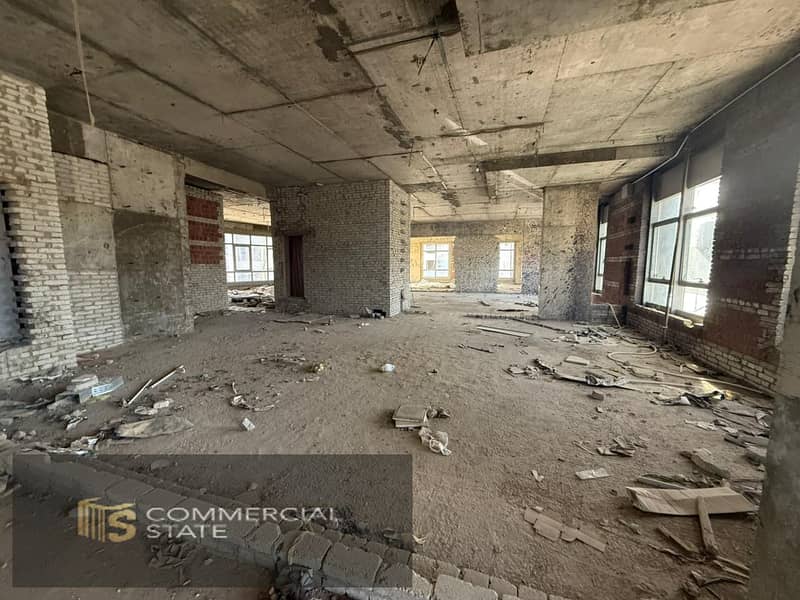 Unfinished Office at Mostafa Kamal St 1200m for Rent -New Cairo - Bild 2