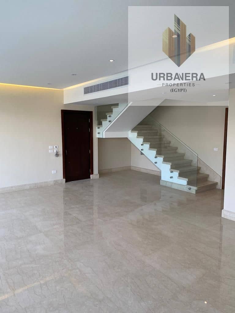 For sale: A luxury penthouse, fully furnished, including air conditioners and kitchen, in Lake View Residence Compound, Fifth Settlement, New Cairo. - Widok 6