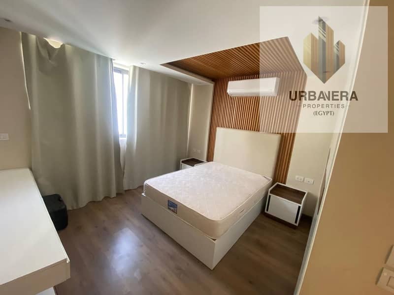 For sale: A luxury penthouse, fully furnished, including air conditioners and kitchen, in Lake View Residence Compound, Fifth Settlement, New Cairo. - Więcej