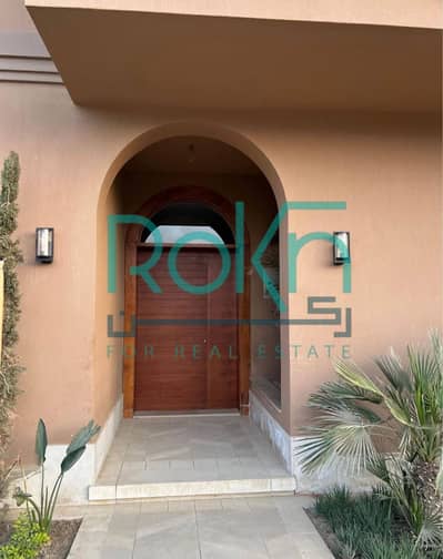 5 Bedroom Twin House for Sale in Sheikh Zayed, Giza - 641278007_122206980200353277_740492824569149275_n. jpg