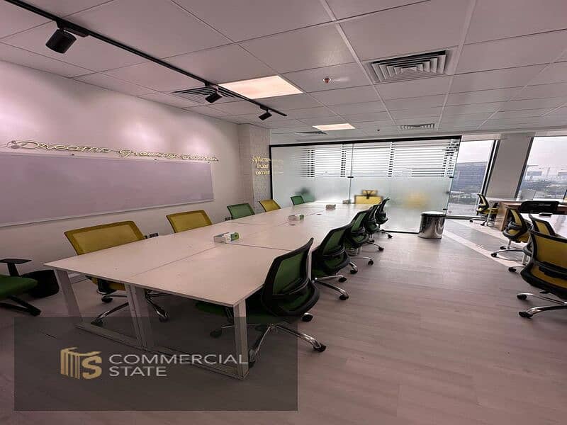 Luxurious Office at Cairo Festival City for Rent -New Cairo - Widok 2