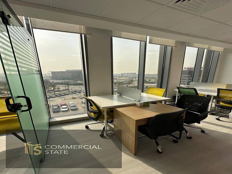 Luxurious Office at Cairo Festival City for Rent -New Cairo - Widok 3